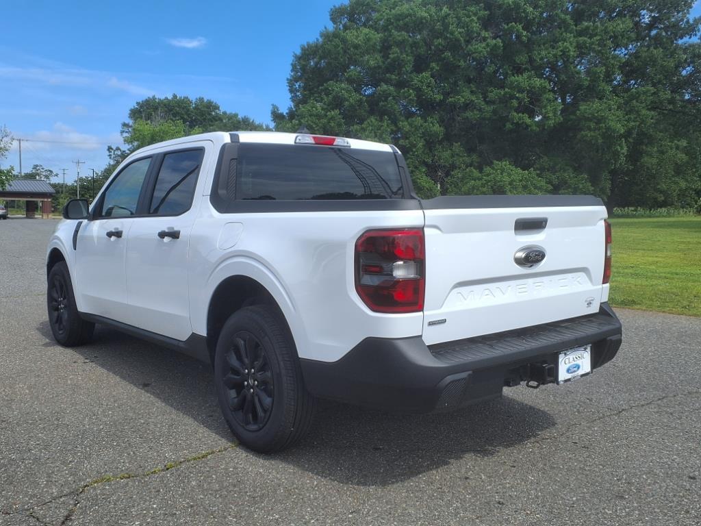 2024 Ford Maverick XLT photo 14