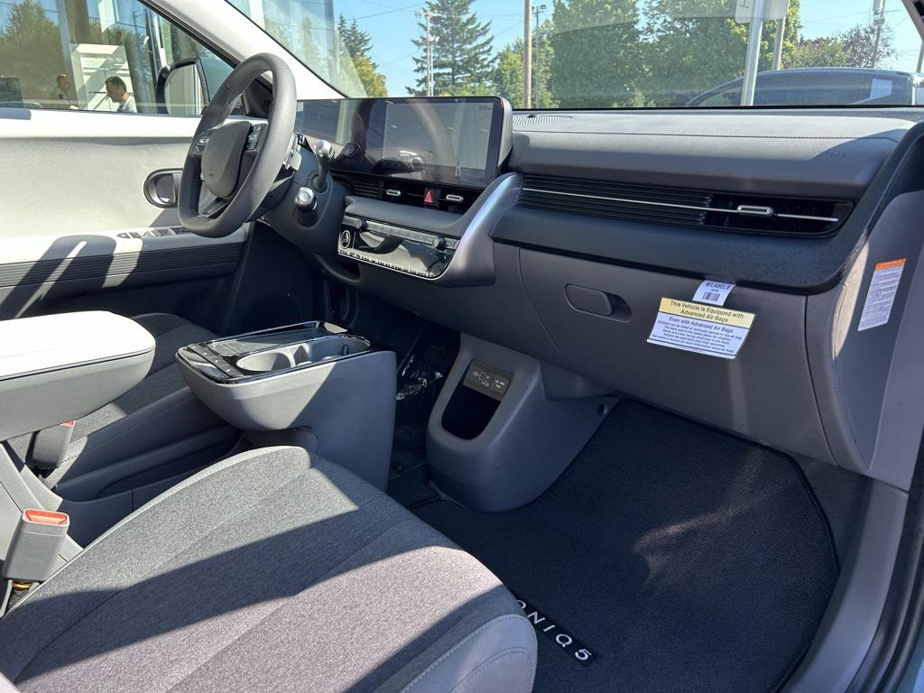 2025 Hyundai Ioniq 5 SE photo 26