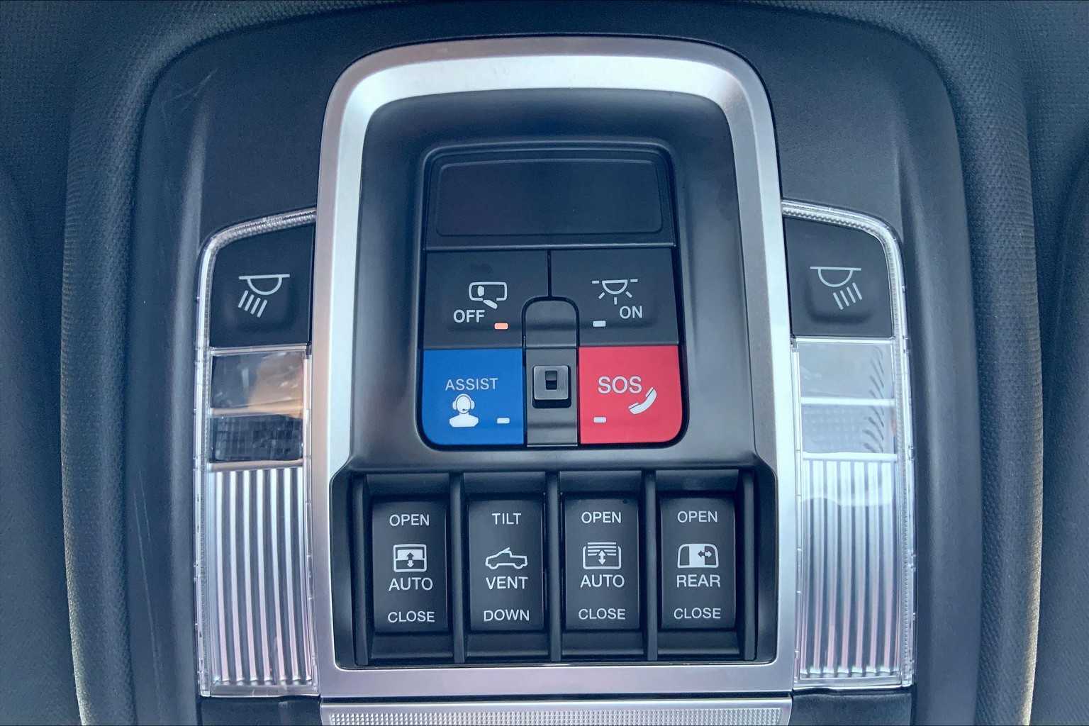 2023 Ram 1500 Rebel photo 31