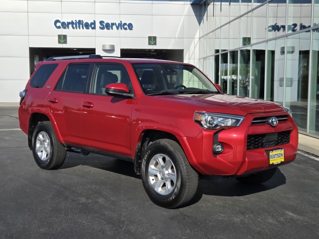 2024 Toyota 4Runner SR5 photo 3