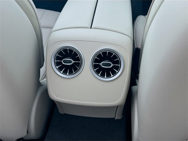 2023 Mercedes Benz E 450 photo 25