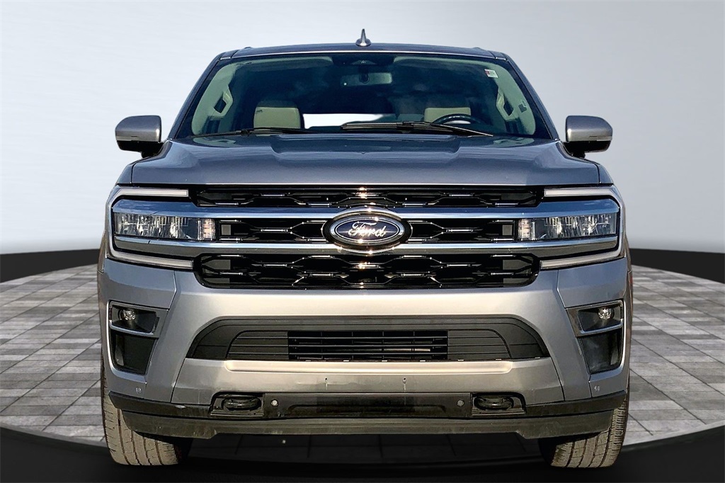 Used 2023 Ford Expedition Limited with VIN 1FMJU2A87PEA55496 for sale in Kansas City