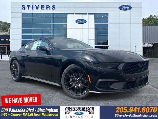 2025 Ford Mustang EcoBoost's photo