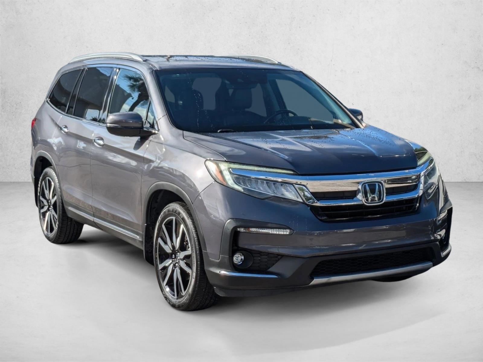 2020 Honda Pilot Touring photo 3