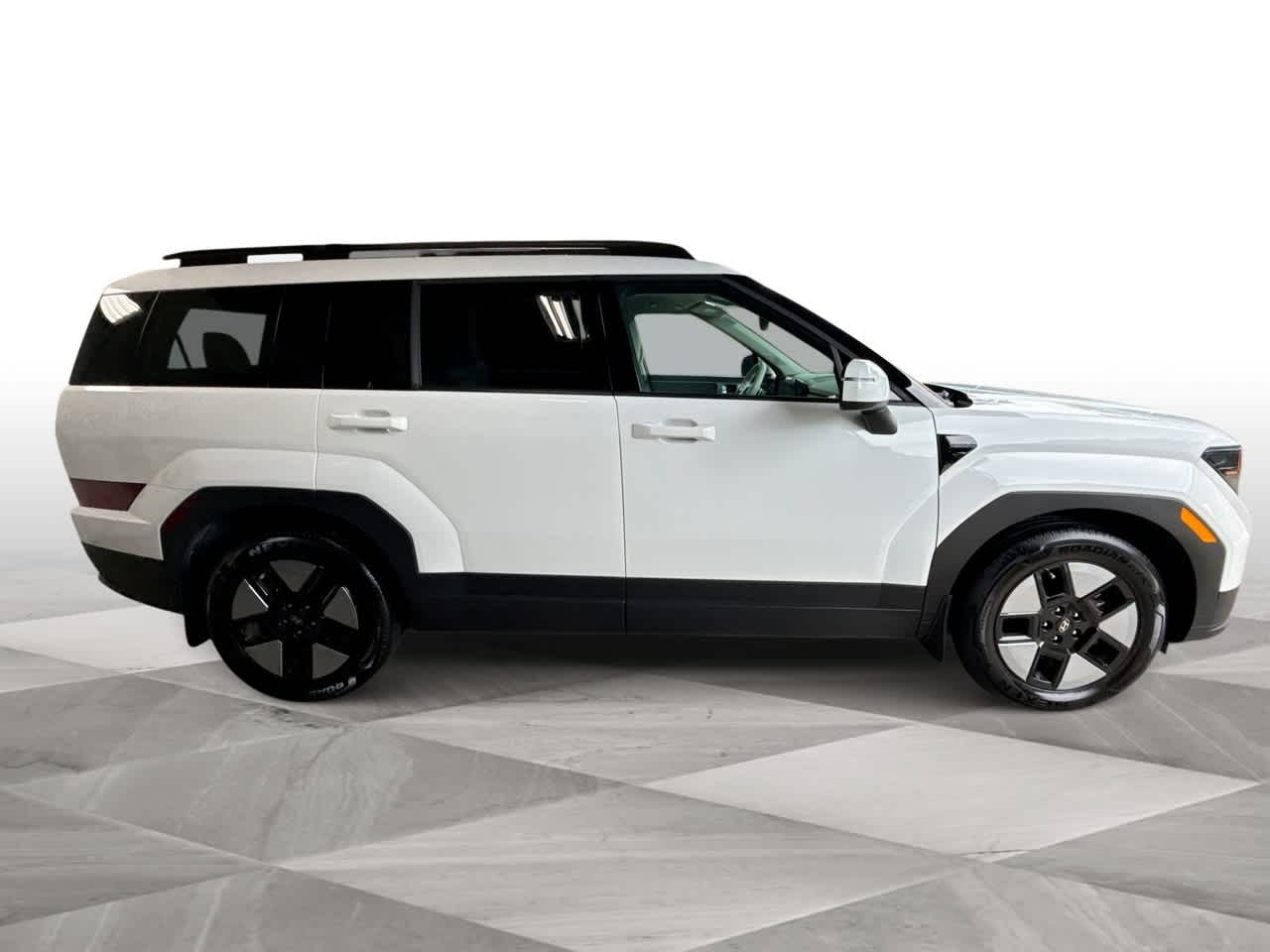 2025 Hyundai Santa Fe SEL photo 5