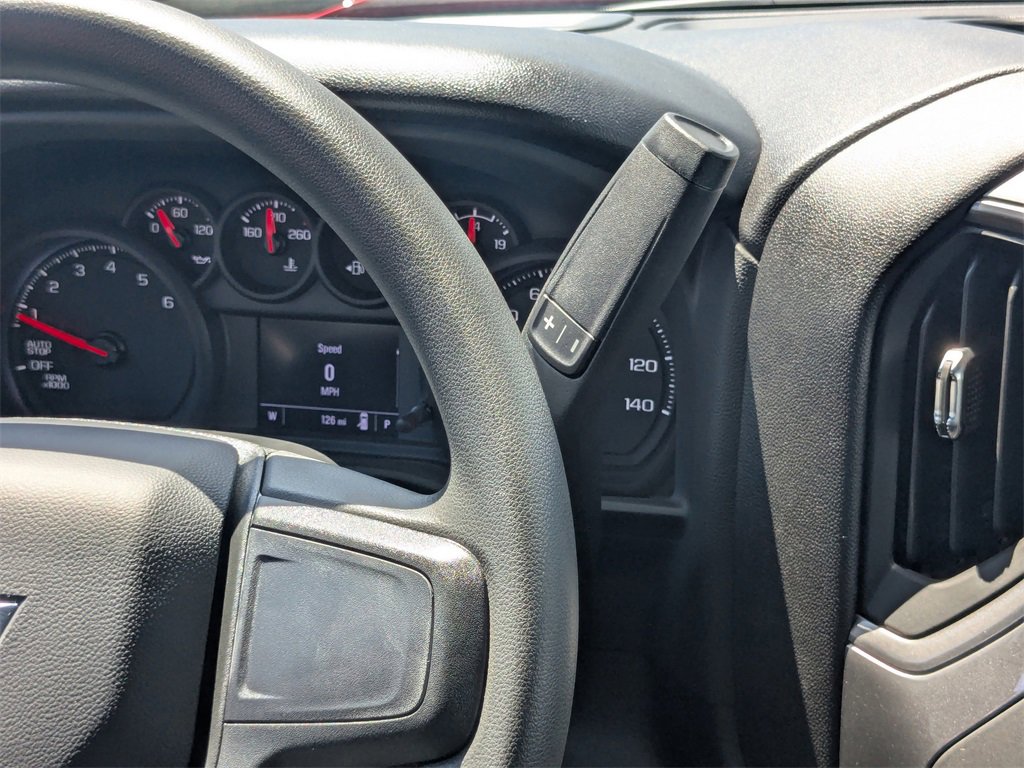 2025 Chevrolet Silverado 1500 Custom photo 11