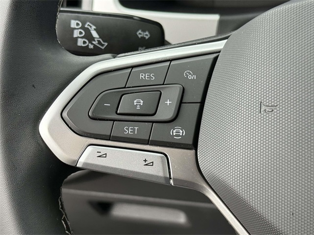 2022 Volkswagen Atlas Cross Sport V6 SE Technology photo 22