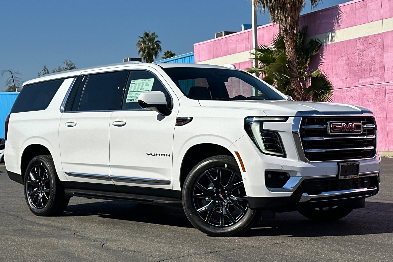 2026 Gmc Yukon XL photo 2