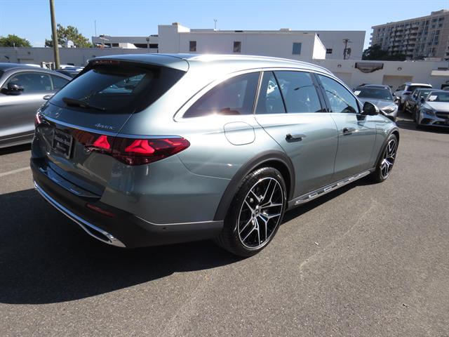 2025 Mercedes Benz E 450 4MATIC All-Terrain Wagon photo 4