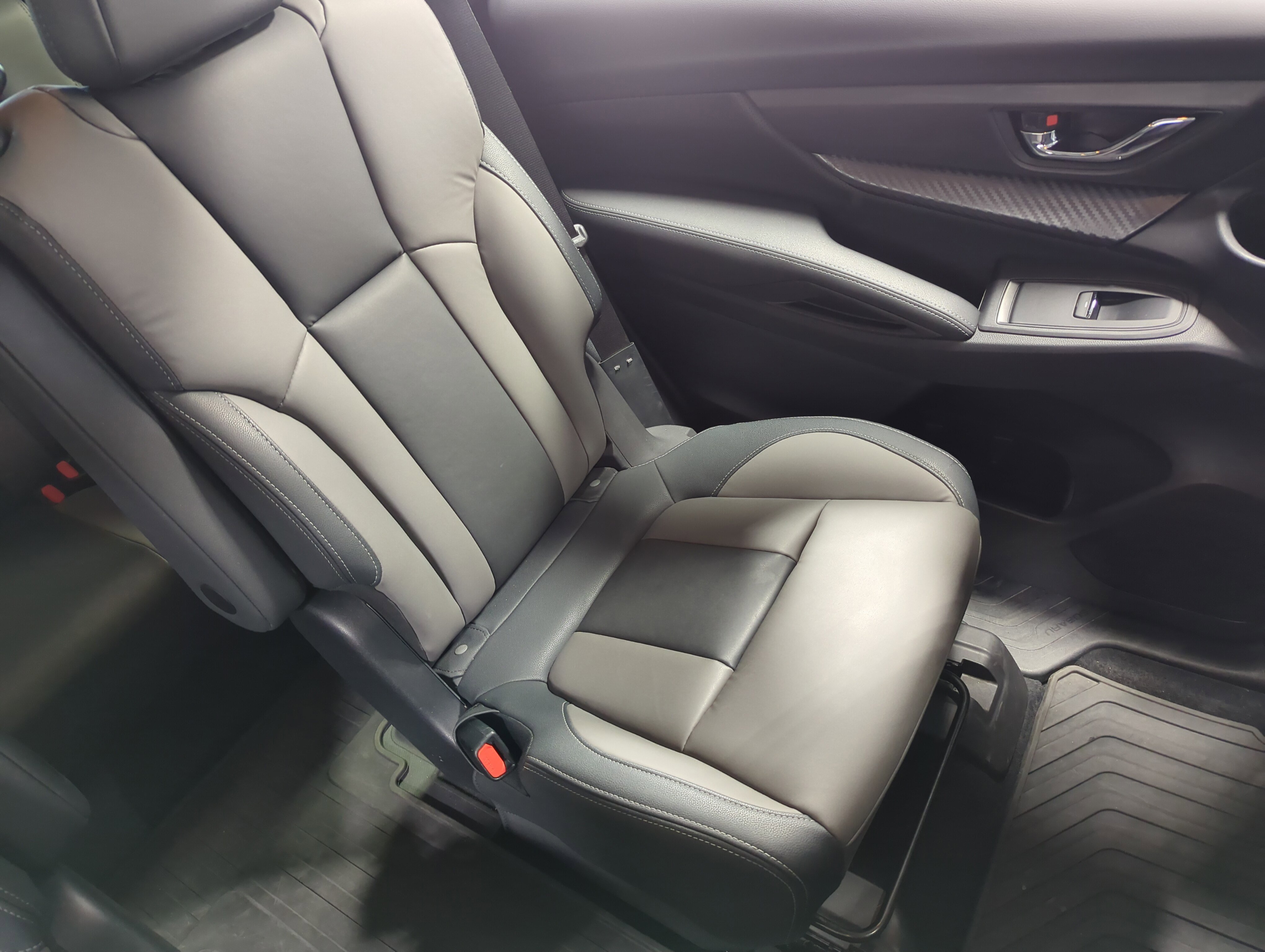 2022 Subaru Ascent Onyx Edition photo 11