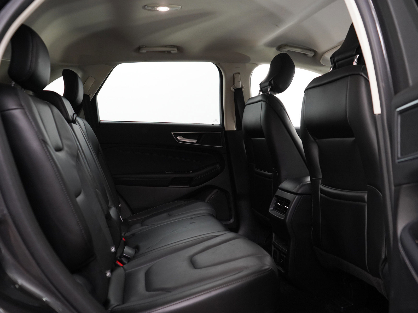 2017 Ford Edge Titanium photo 11