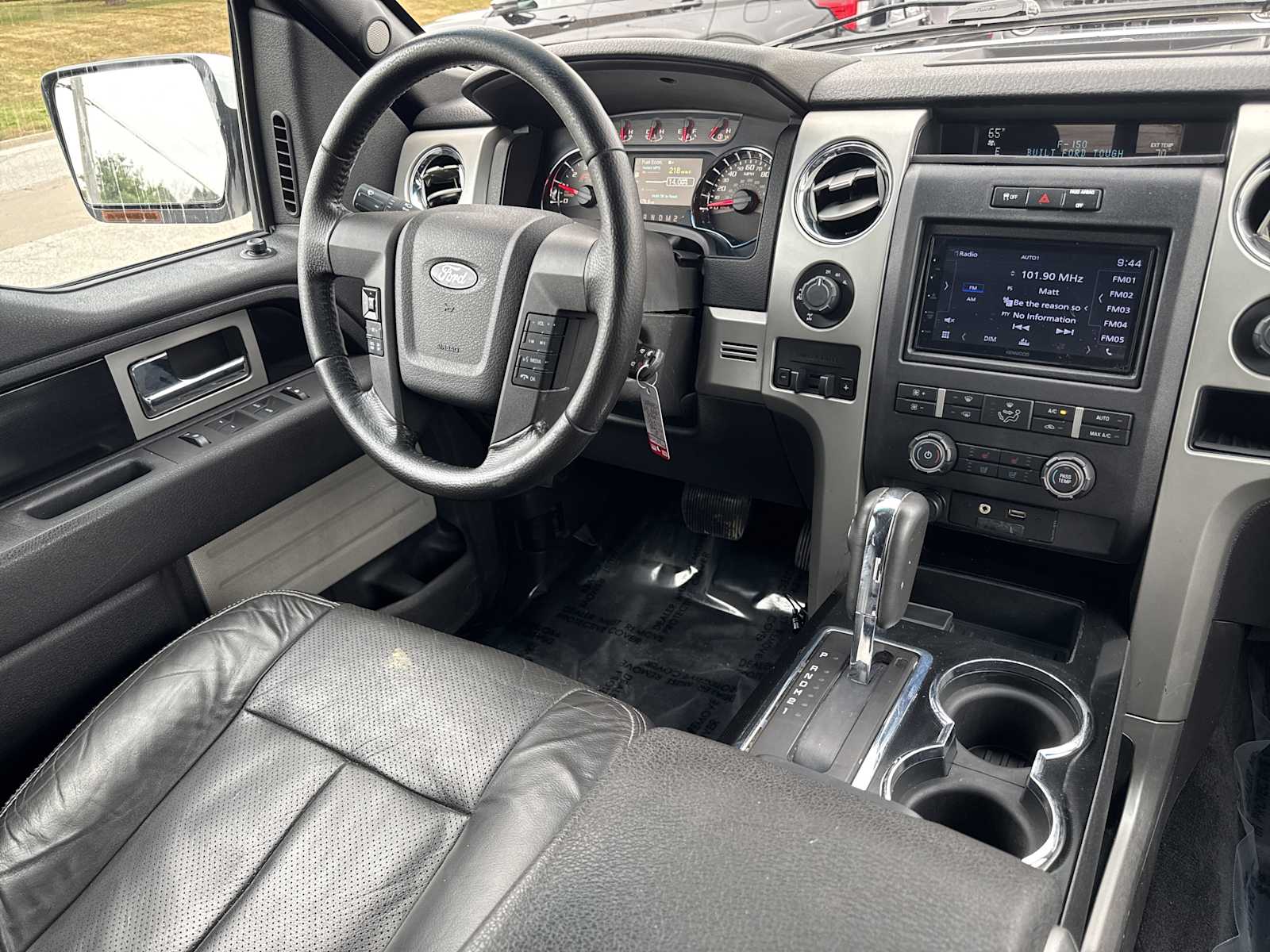 2012 Ford F-150 FX4 photo 24