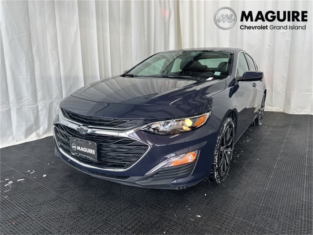 2025 Chevrolet Malibu RS's photo