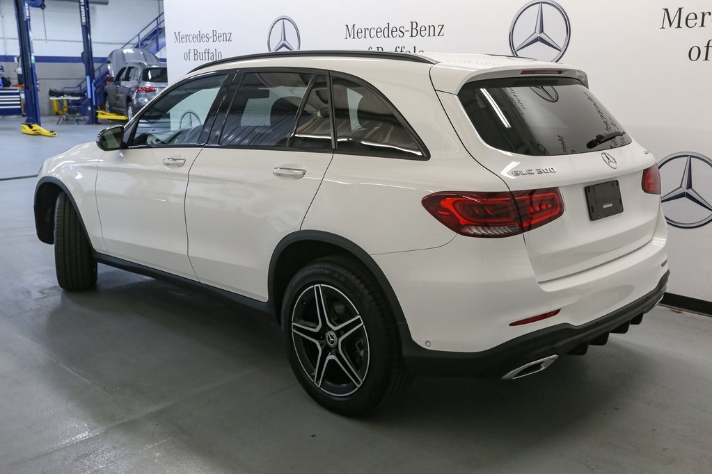 2022 Mercedes Benz GLC 300 4MATIC photo 5