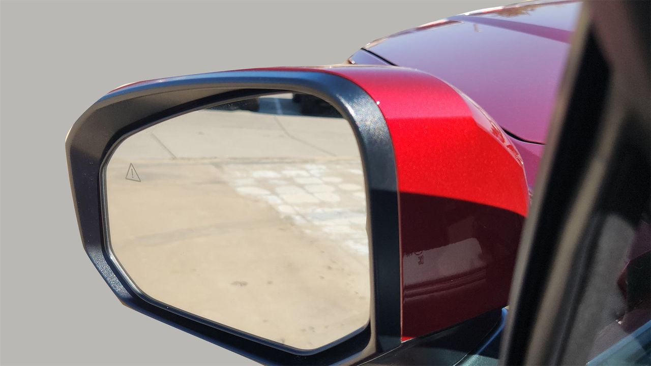 2025 Hyundai Santa Fe SEL photo 11