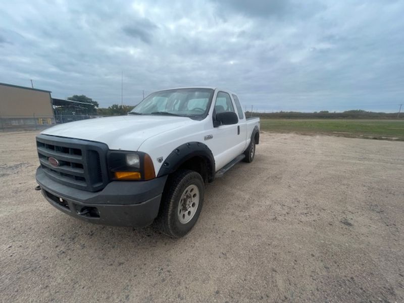 2006 Ford F-250 XLT photo 4