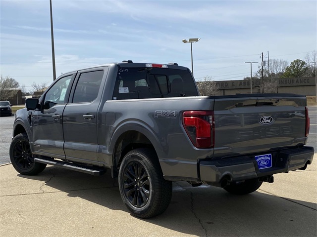 2025 Ford F-150 XLT photo 6
