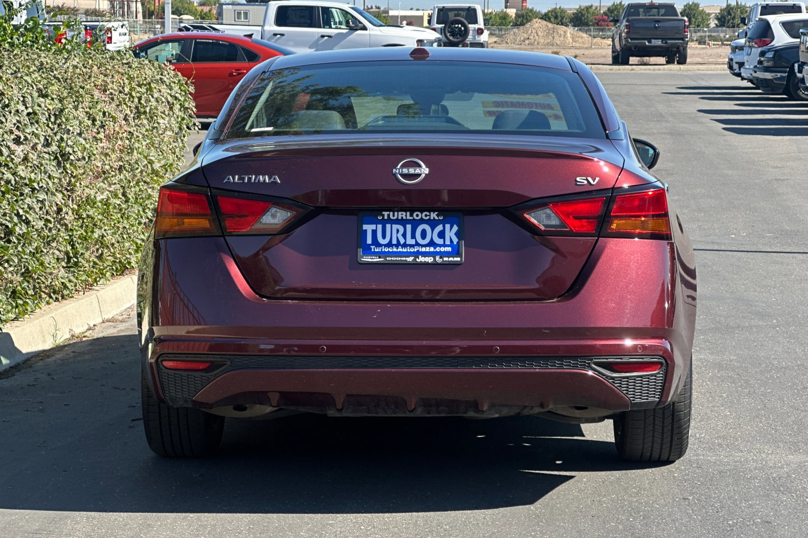 2023 Nissan Altima 2.5 SV photo 2