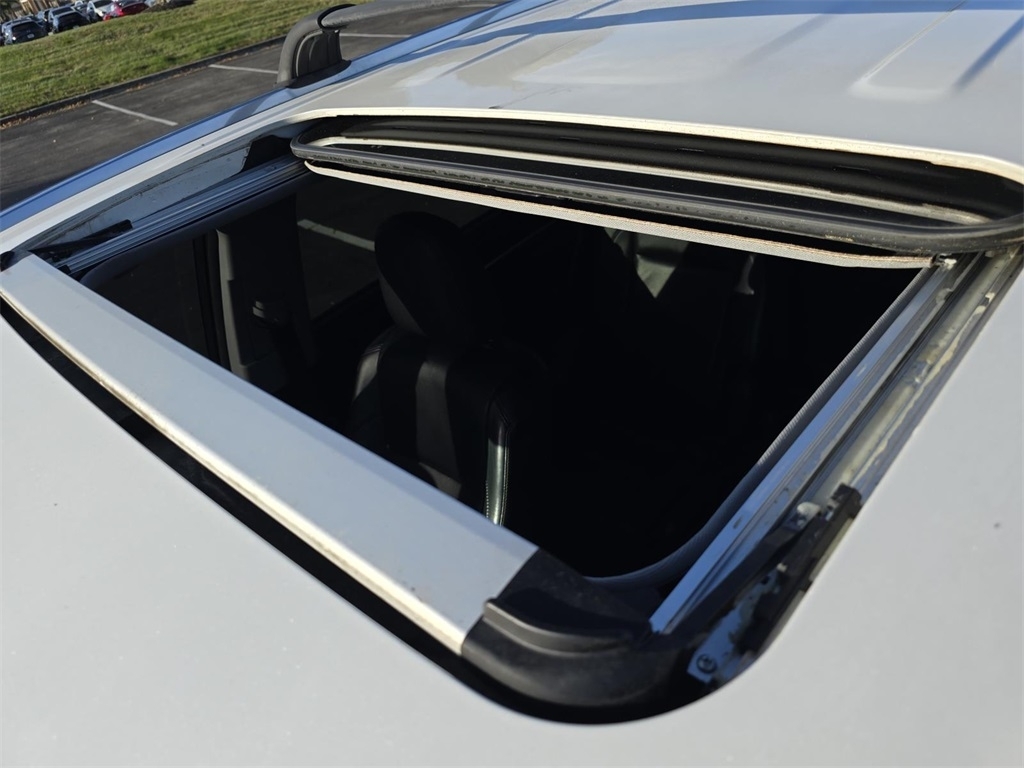 2015 Toyota Highlander Limited photo 3