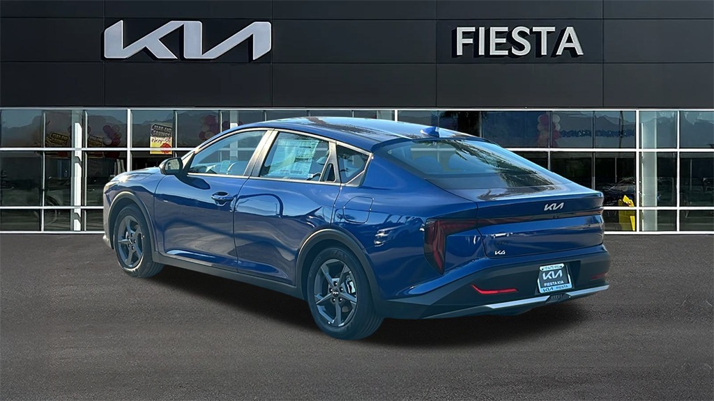 2025 Kia K4 LXS photo 3