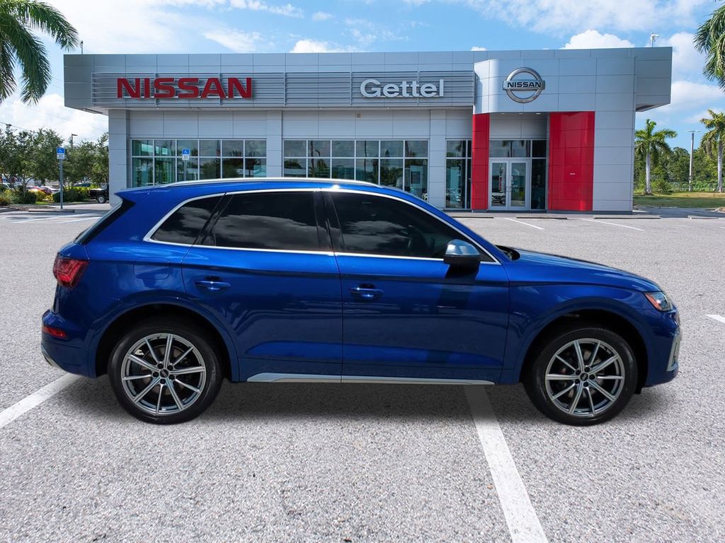 2022 Audi SQ5 Premium Plus photo 4