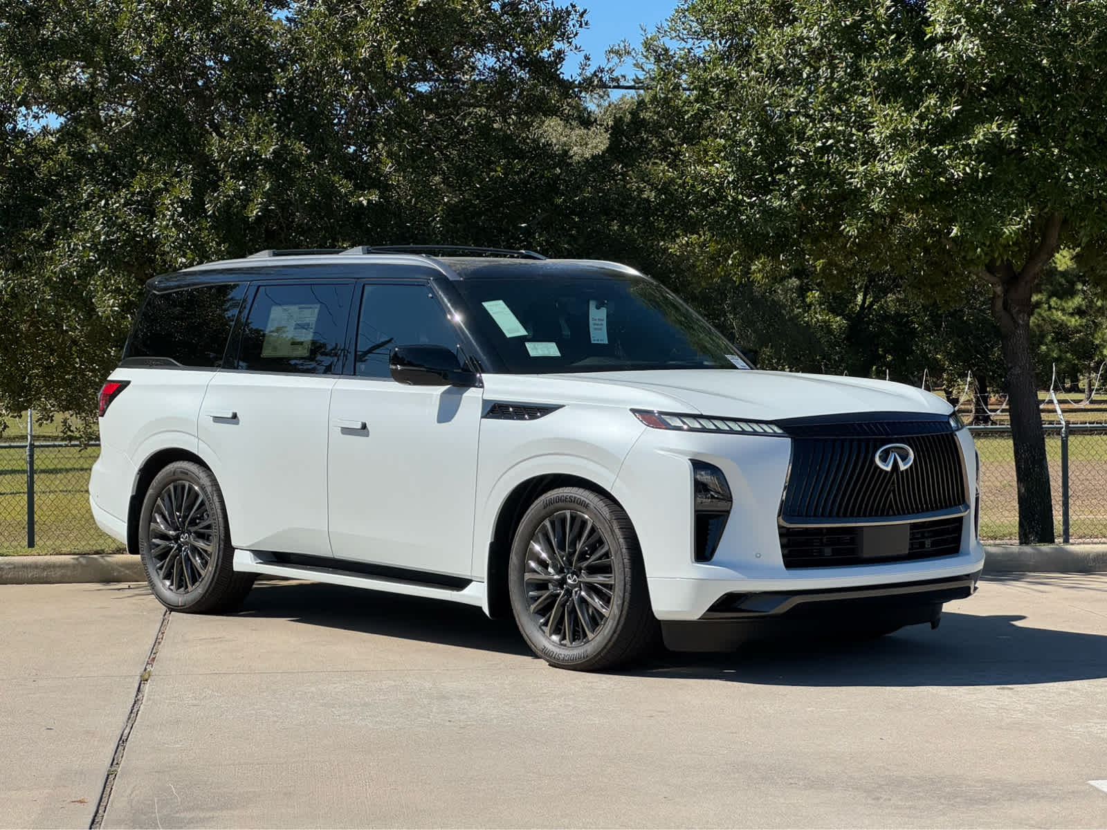 2026 INFINITI QX80 Autograph - Photo 2