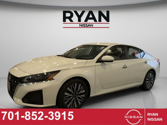 2023 Nissan Altima SV