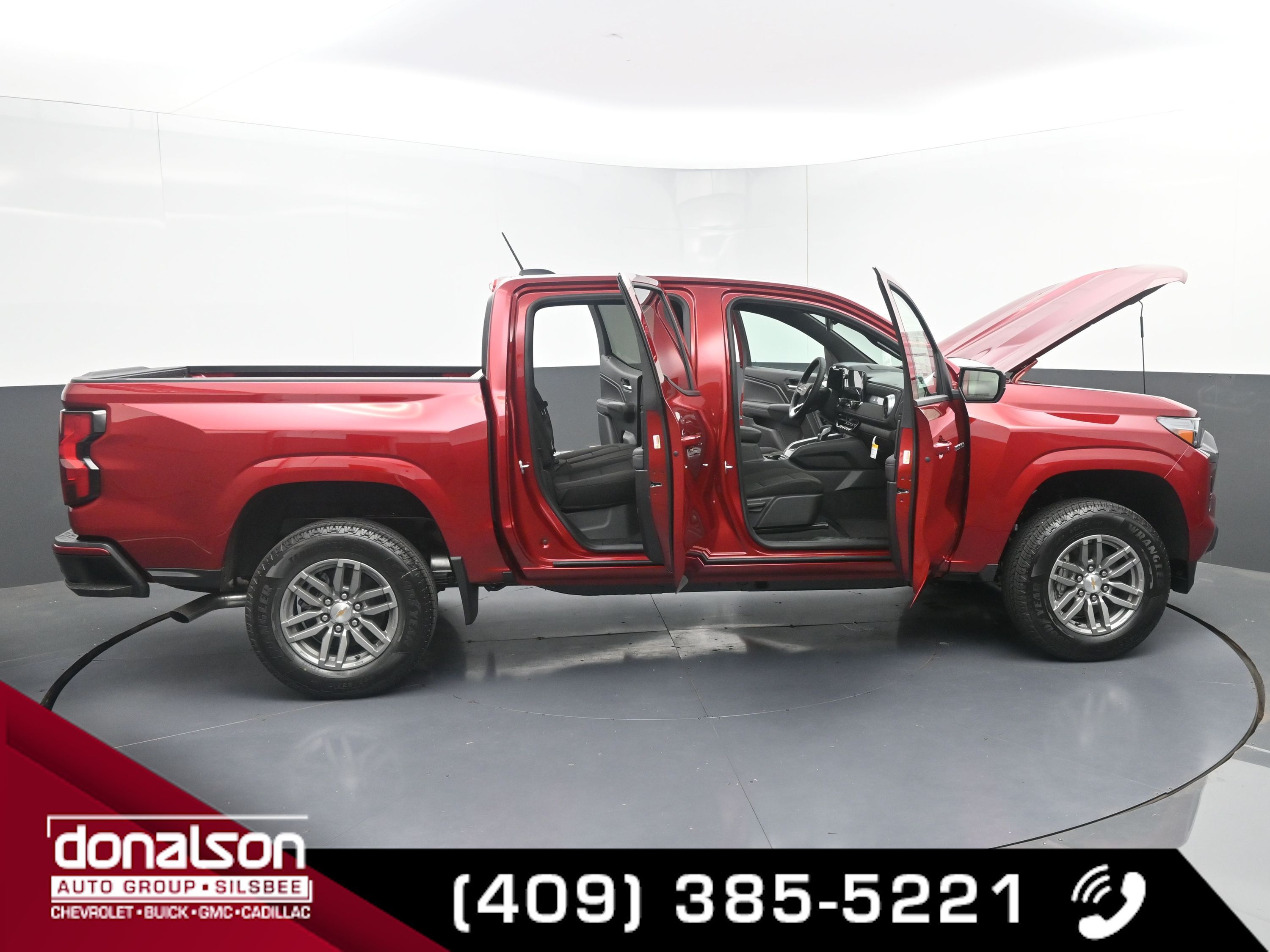 2025 Chevrolet Colorado Work Truck LT photo 19