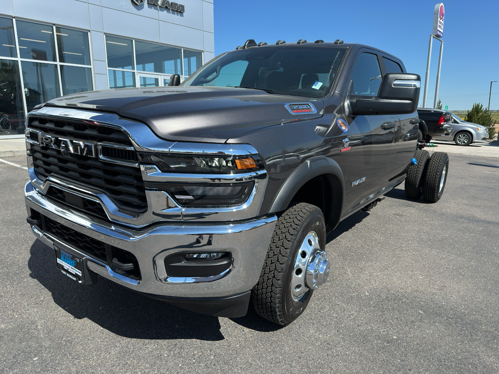 2025 Ram 3500 Big Horn photo 2