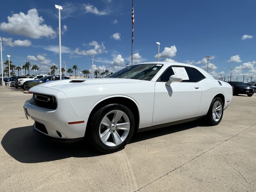 2023 Dodge Challenger SXT photo 5