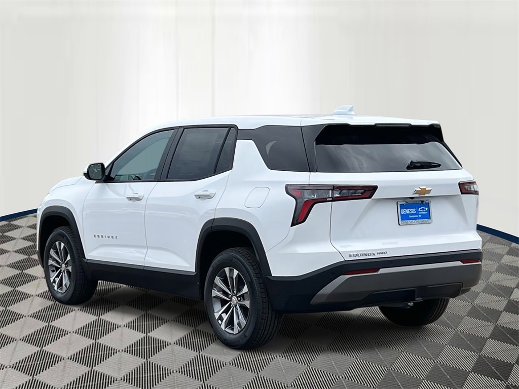 2026 Chevrolet Equinox LT photo 3