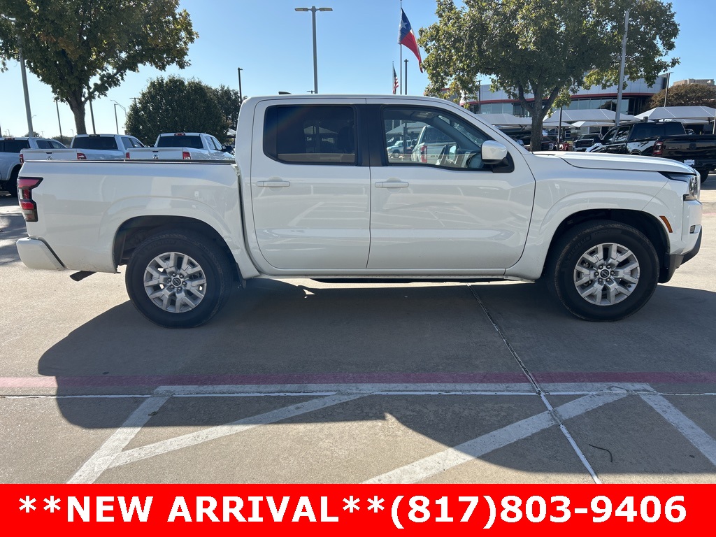 2023 Nissan Frontier SV photo 4