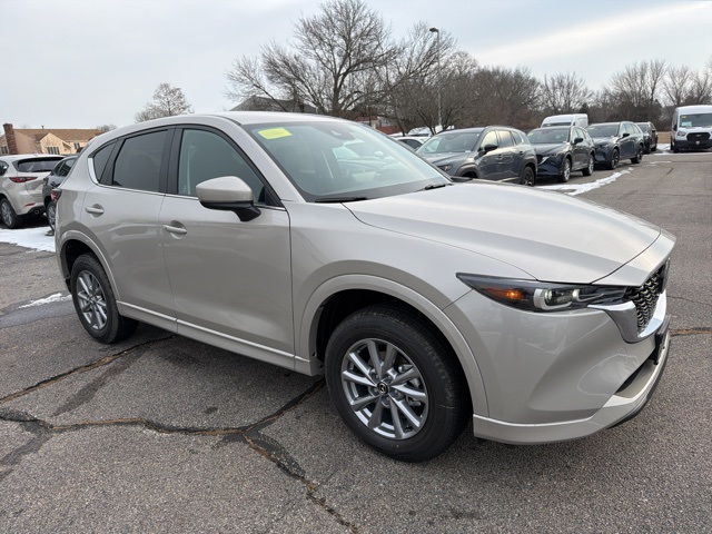 2025 Mazda CX-5 S Select Package's photo