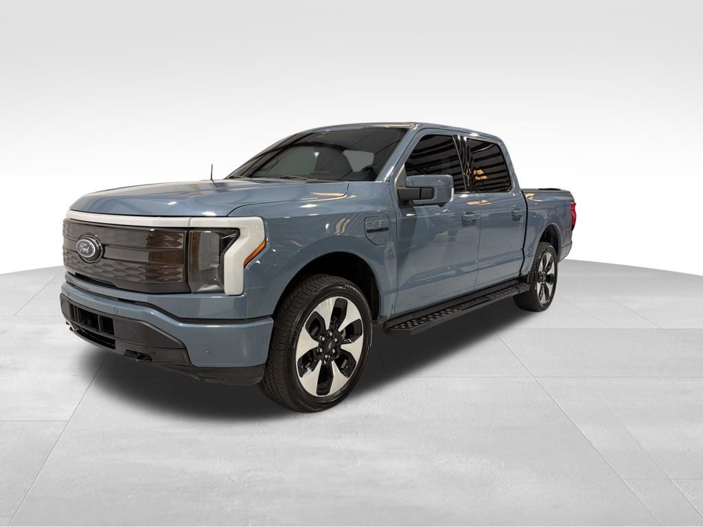 2023 Ford F-150 Lightning Platinum's photo