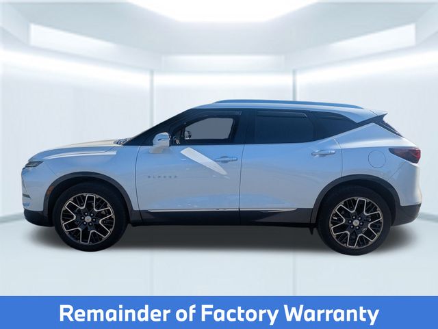 2023 Chevrolet Blazer Premier photo 2