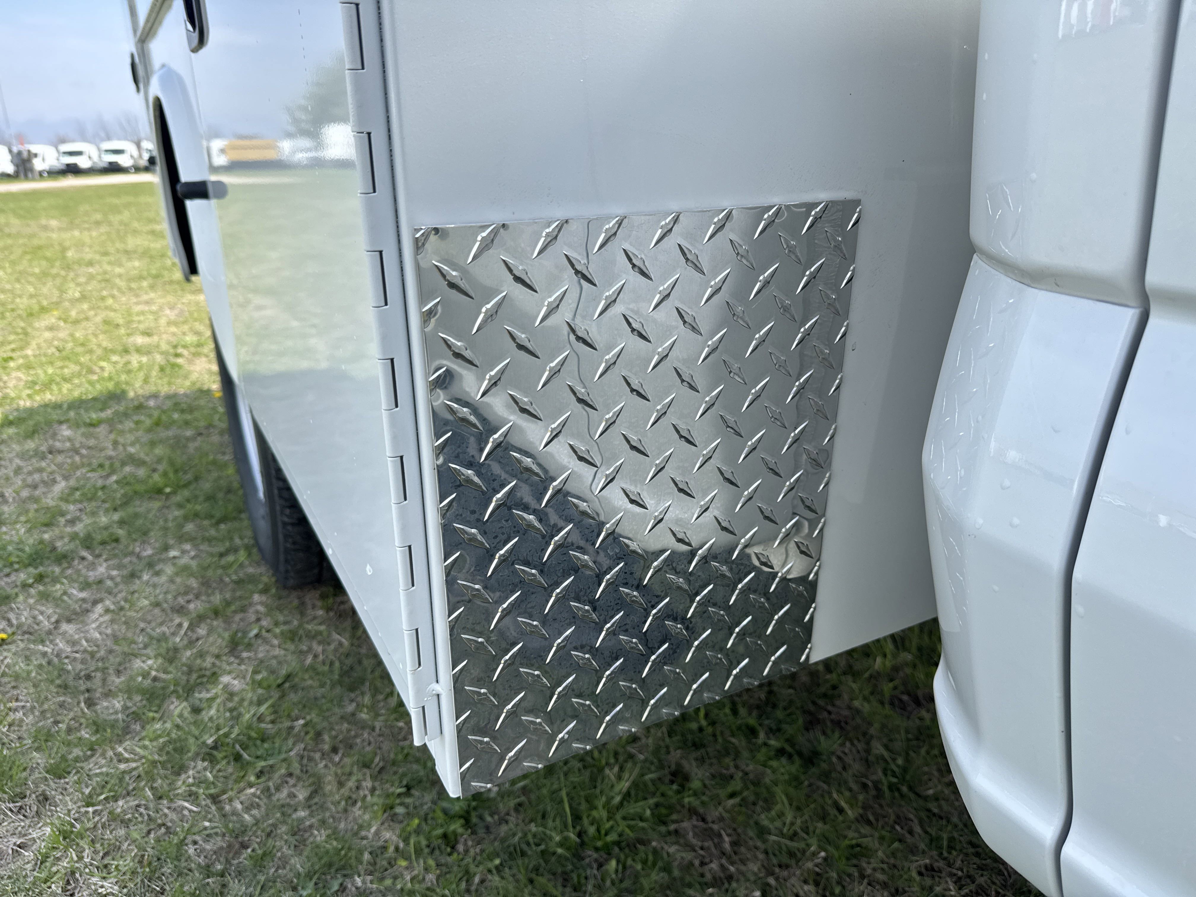 2025 Ford F-350 XL photo 4