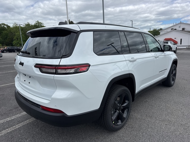 2025 Jeep Grand Cherokee Altitude X photo 3