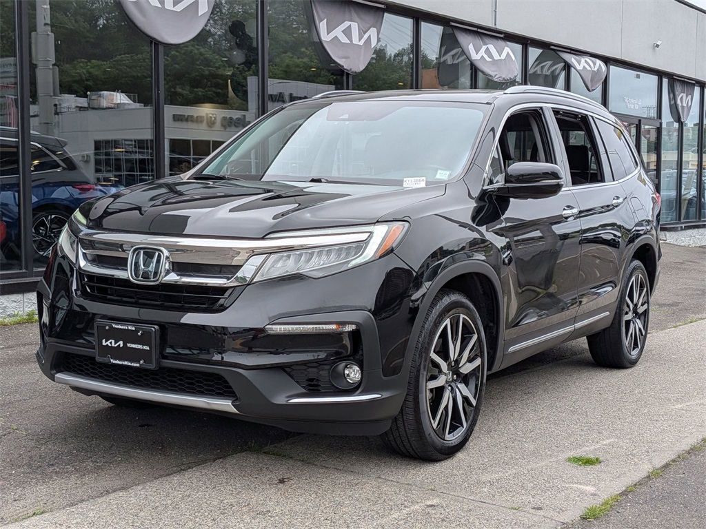 Used 2020  Honda Touring image 1