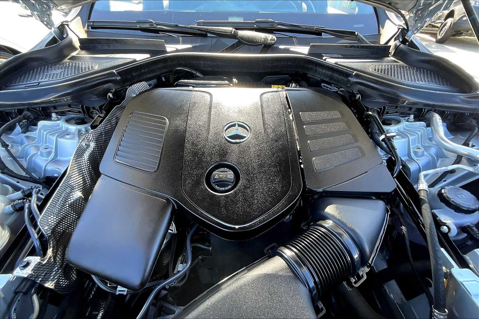 2024 Mercedes Benz GLC 300 4MATIC photo 29