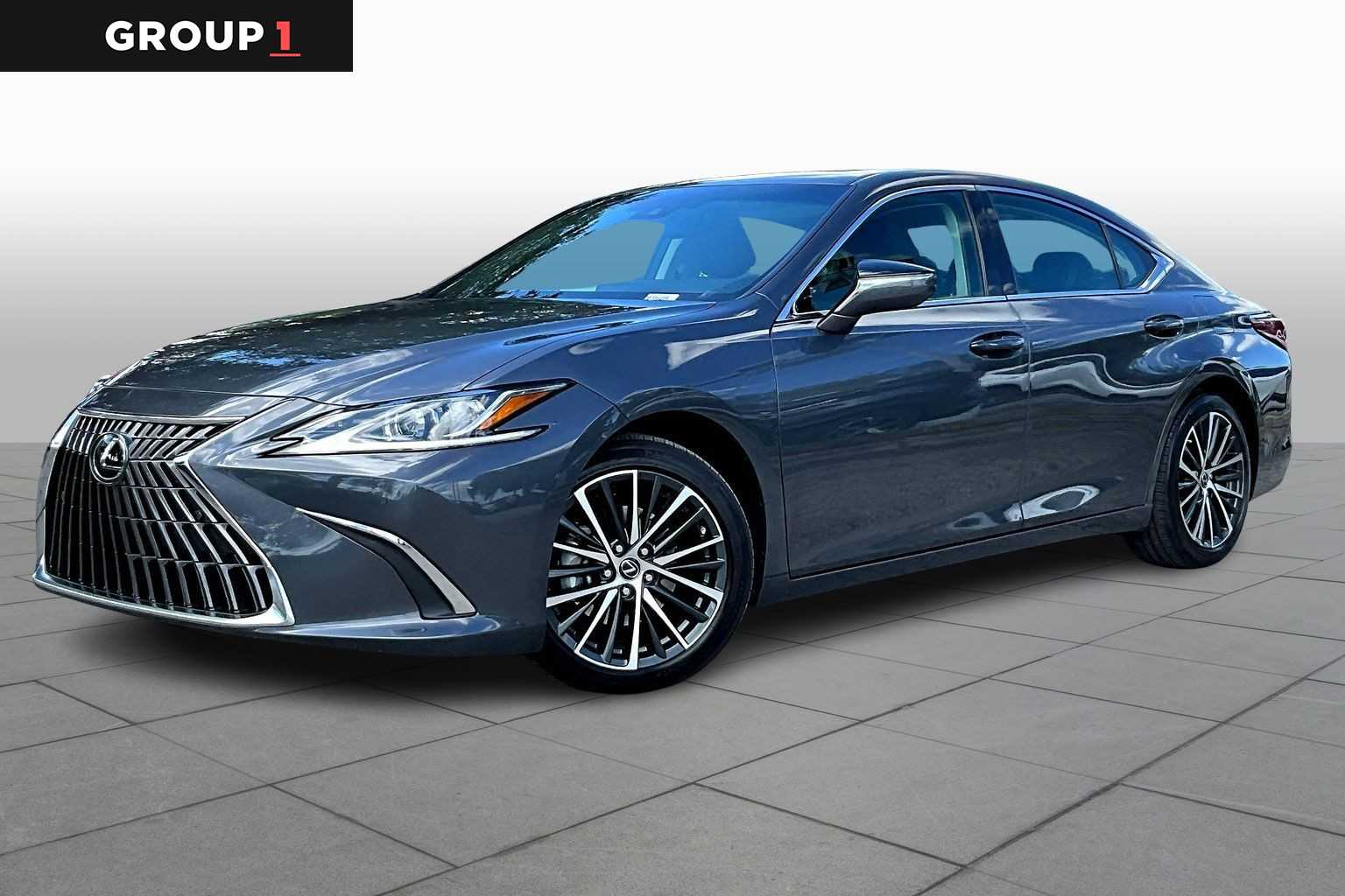 2022 Lexus ES 350's photo
