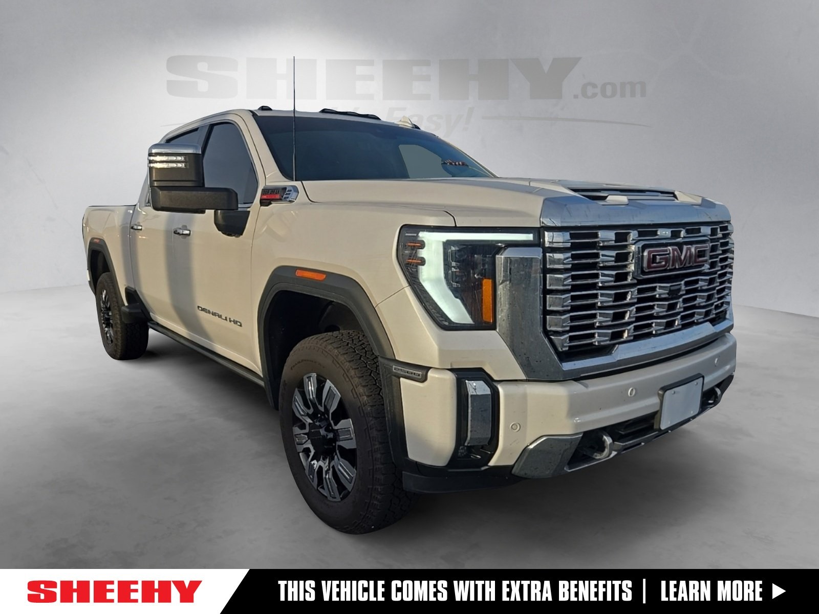 2024 GMC Sierra 2500HD Denali's photo