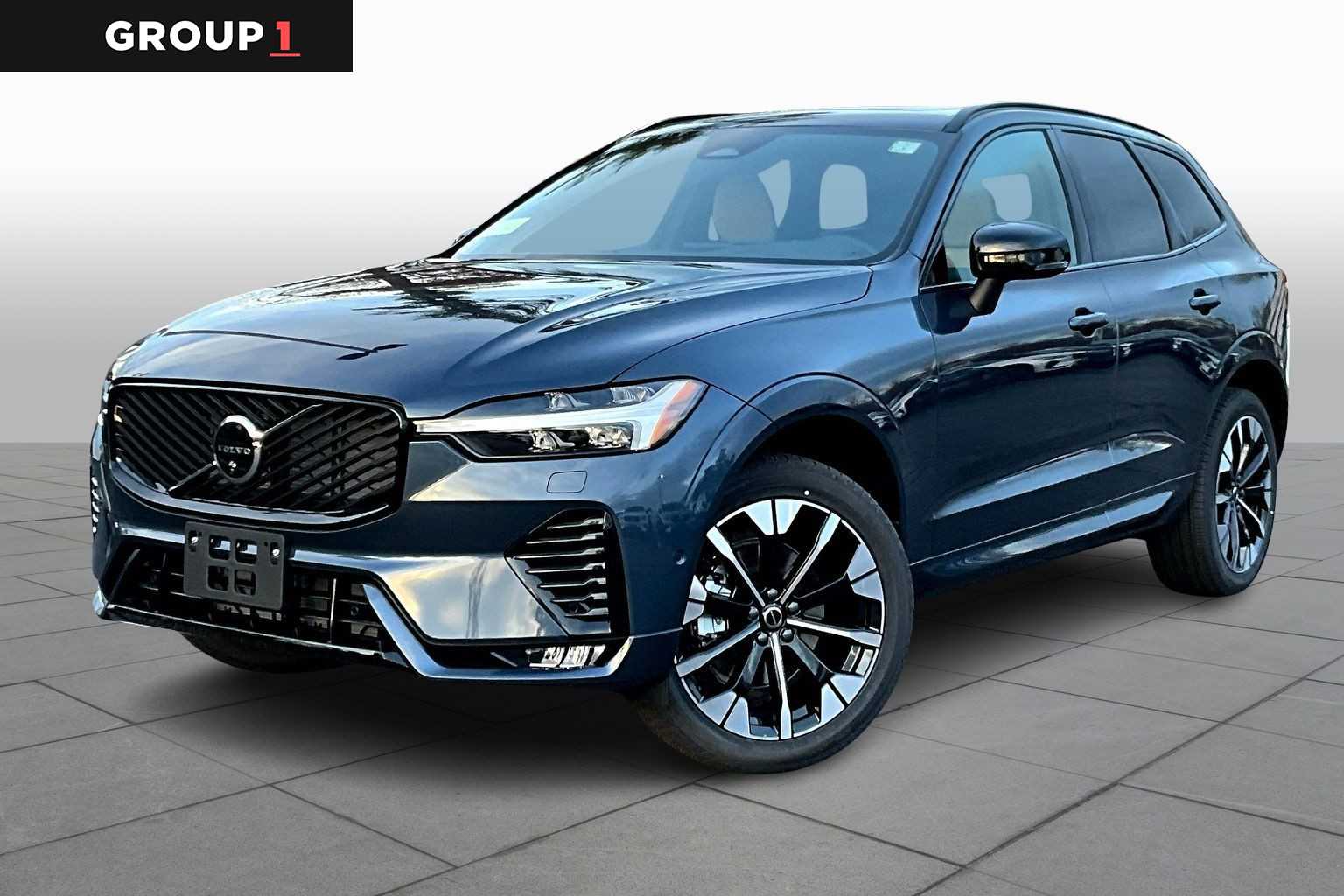 2026 Volvo XC60 Plus's photo