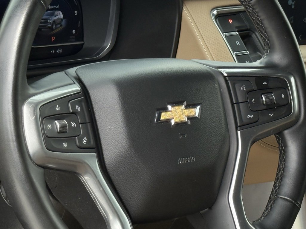 2024 Chevrolet Suburban Premier photo 16