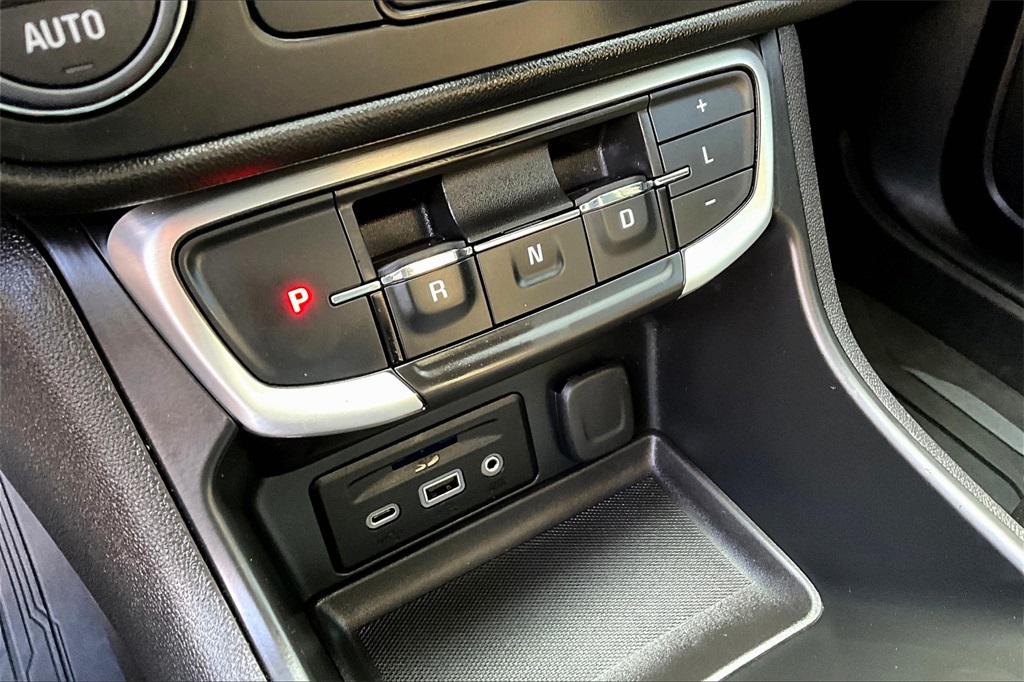 2022 Gmc Terrain SLT photo 16