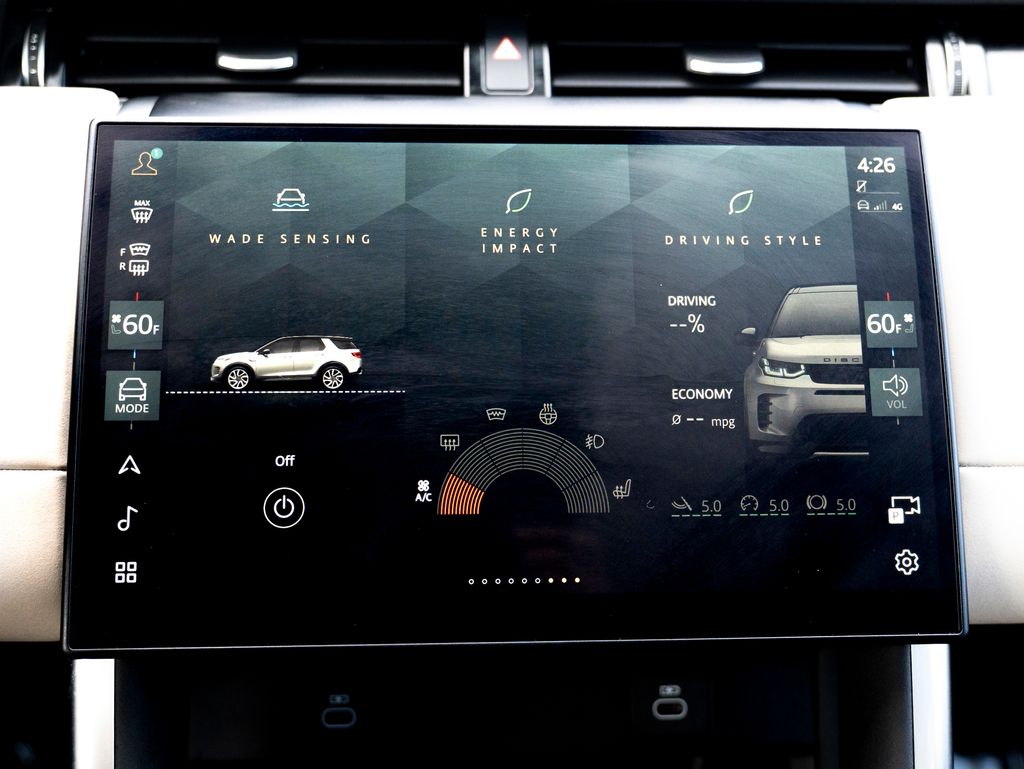 2024 Land Rover Discovery Sport S photo 21