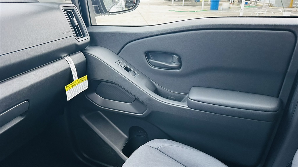 2026 Nissan Frontier S photo 23