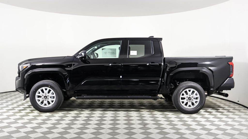 2025 Toyota Tacoma SR Double Cab photo 3