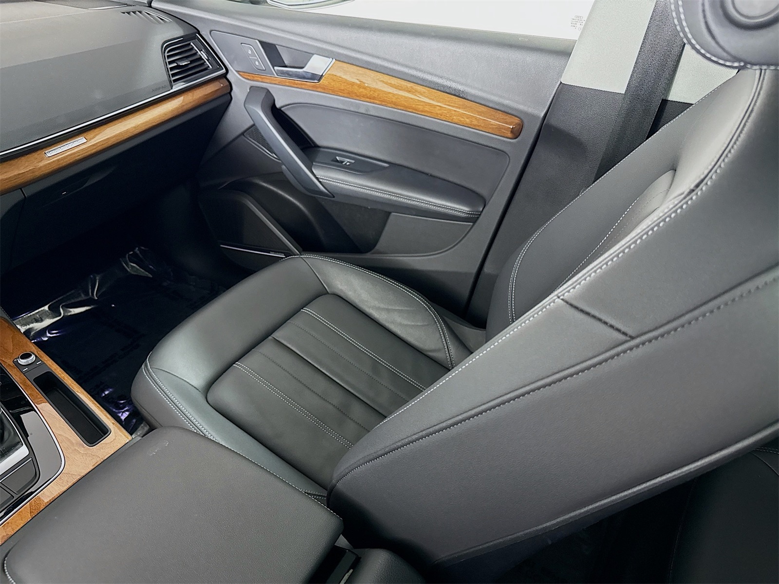 2023 Audi Q5 45 S line Premium photo 25