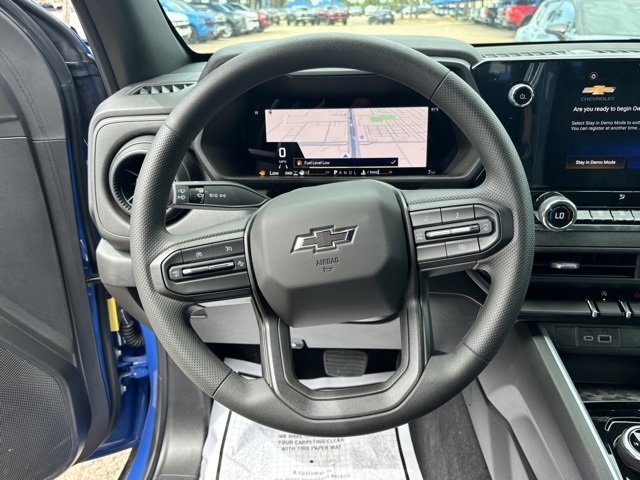 2025 Chevrolet Colorado Trail Boss photo 12