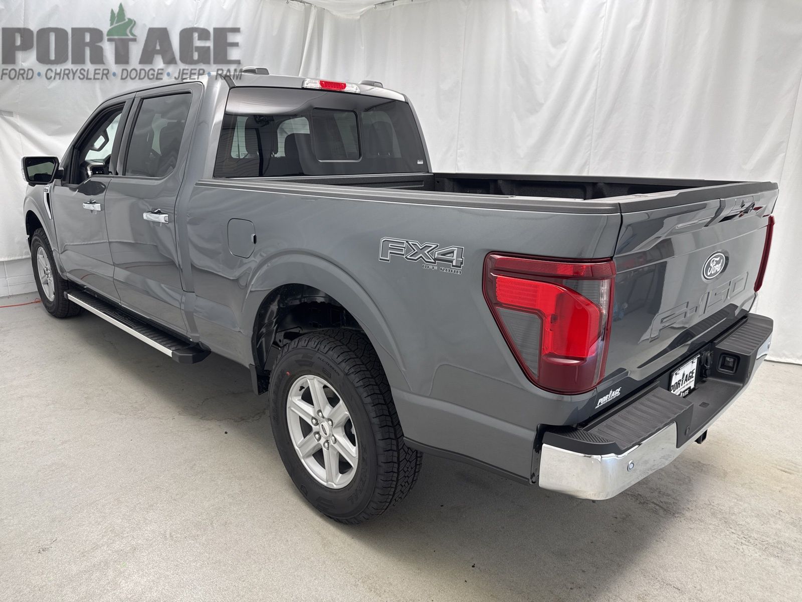 2025 Ford F-150 XLT photo 5
